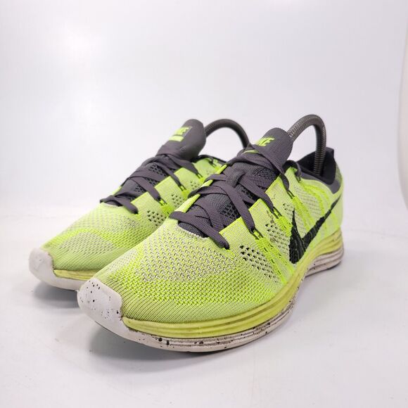 Nike Flyknit One+ Athletic Lace Up Shoe Womens Size 8.5 554888-701 Yellow - Picture 1 of 9